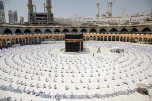 Read more about the article Umrah suspended until Hajj