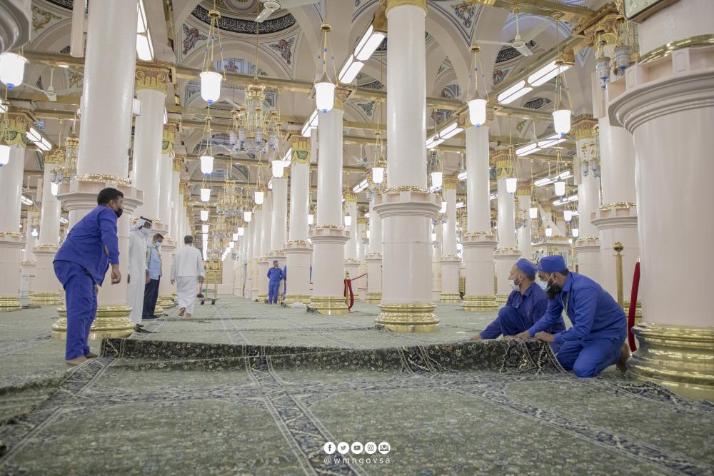 You are currently viewing Microchipped Carpets Introduced in Masjid Al Nabawi