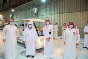 Read more about the article President Sudais inaugurates carriages for the elderly in the Grand Mosque