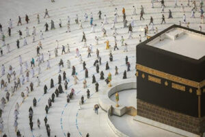 Read more about the article Local Umrah to resume first but in ‘limited numbers’
